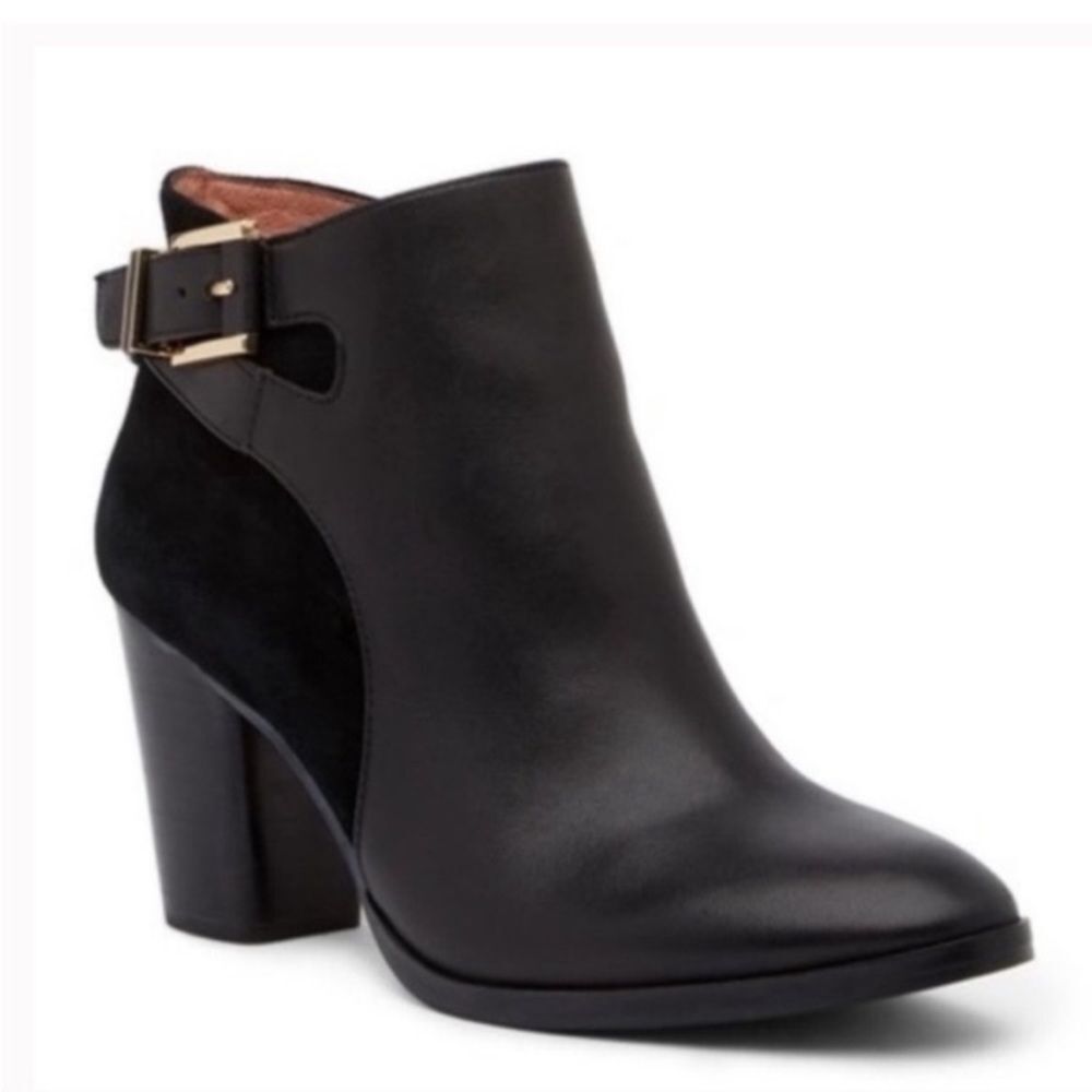 Louise et Cie Black Heeled Booties Boots Size 7.5 Suede Leather